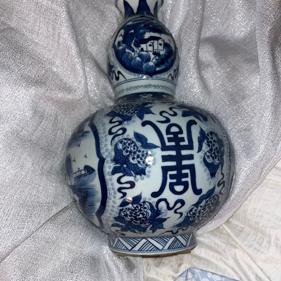 Vintage blue white double Gourd vase - Picture 4 of 8